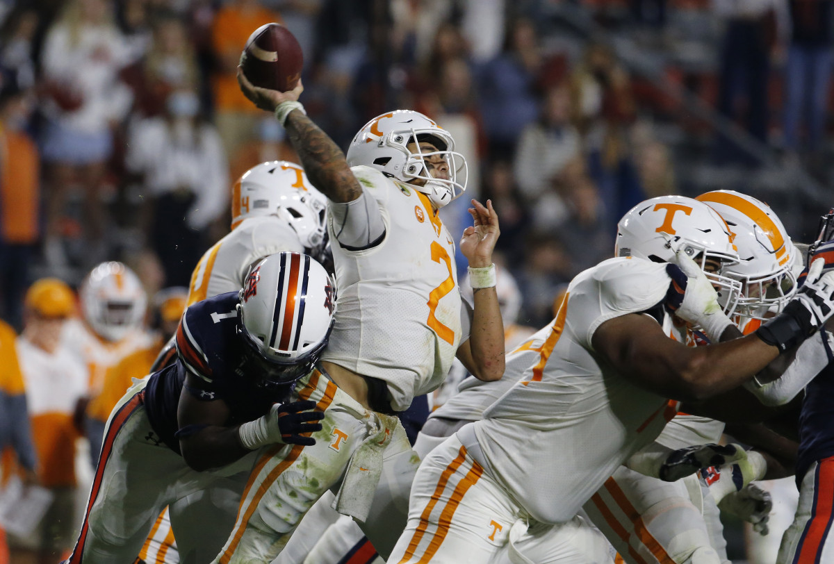 Big Kat Bryant Hits the Tennessee Quarterback